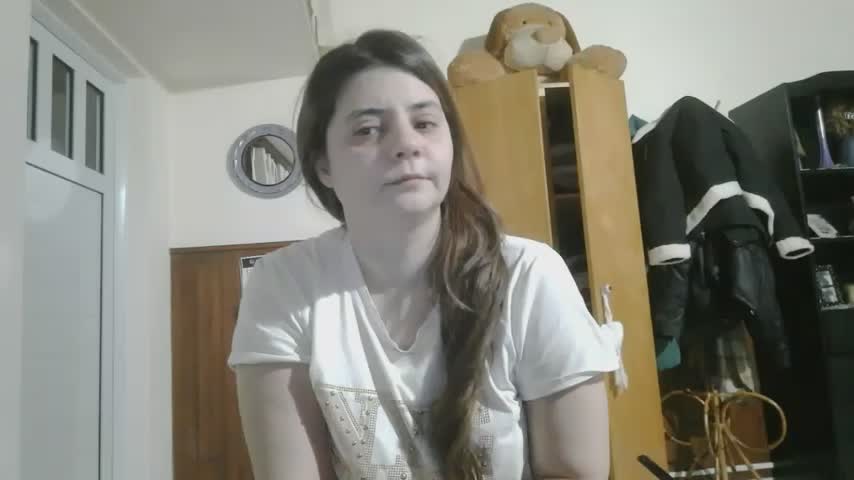 Mikii_ Webcam Chat October 21, 2026