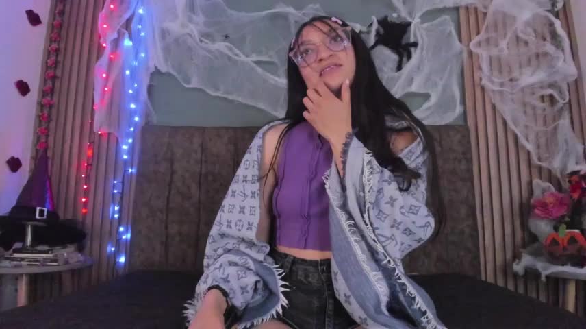 HannaWen_ Webcam Chat October 21, 2026