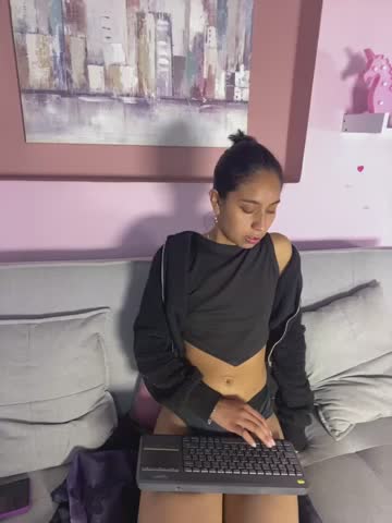 Summer_Pinkk Webcam Chat October 21, 2026