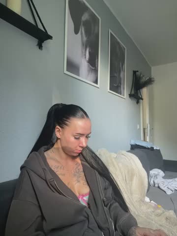 Zoe____02 Webcam Chat October 21, 2026