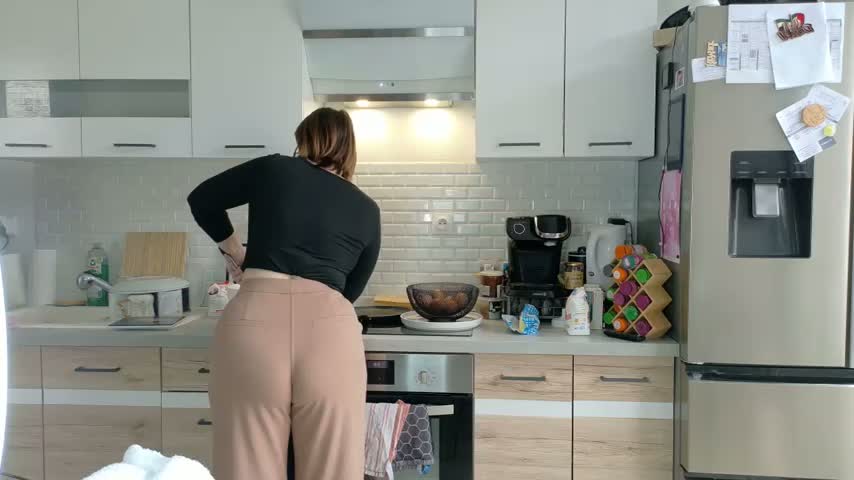 TokyoAna Webcam Chat October 21, 2026