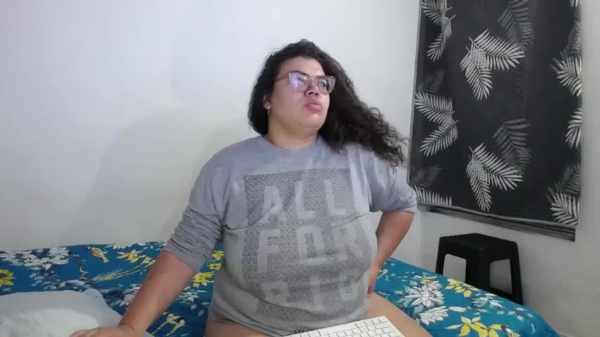 mabigomez00 Webcam Chat October 21, 2026