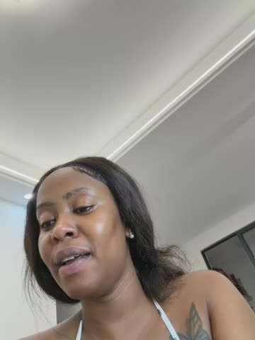 Rose_berry Webcam Chat October 21, 2026