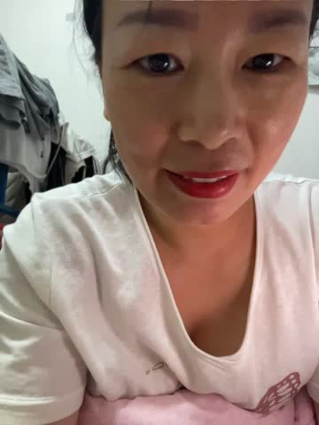 mimi2052 Webcam Chat October 21, 2026