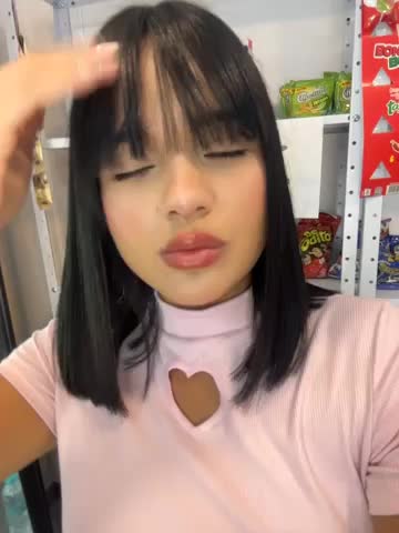 Bella-Ferrer Webcam Star October 22, 2026