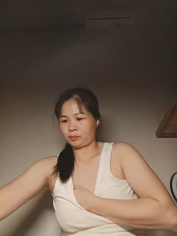 Miu_9xxx Webcam Chat October 22, 2026