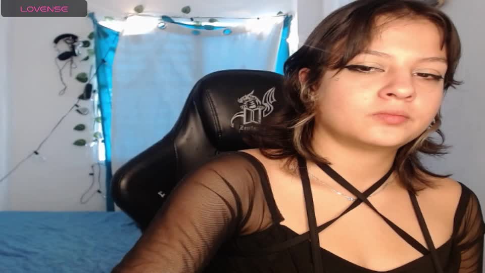 Sahrah Webcam Chat October 21, 2026