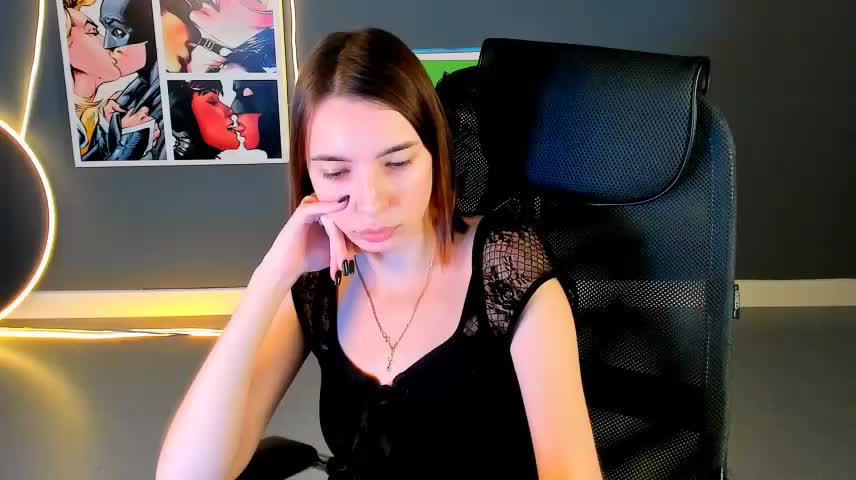 ElzaMadison Webcam Chat October 21, 2026