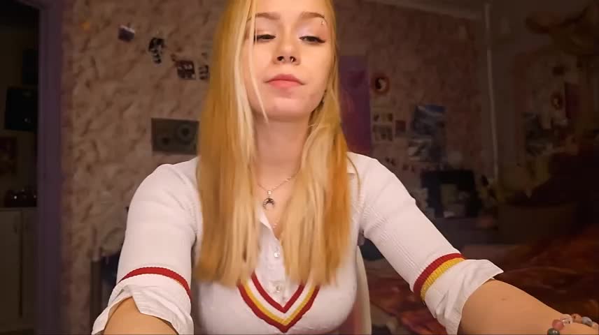 JackieWisse Webcam Chat October 22, 2026