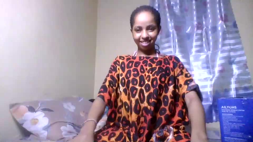 melinaxx1 Webcam Chat October 22, 2026