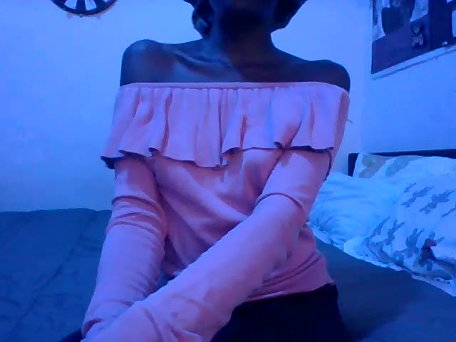 LunaAdut Webcam Chat October 22, 2026