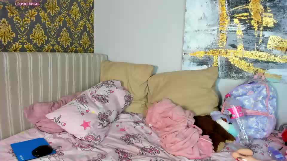 littleunicorntee Webcam Chat October 22, 2026