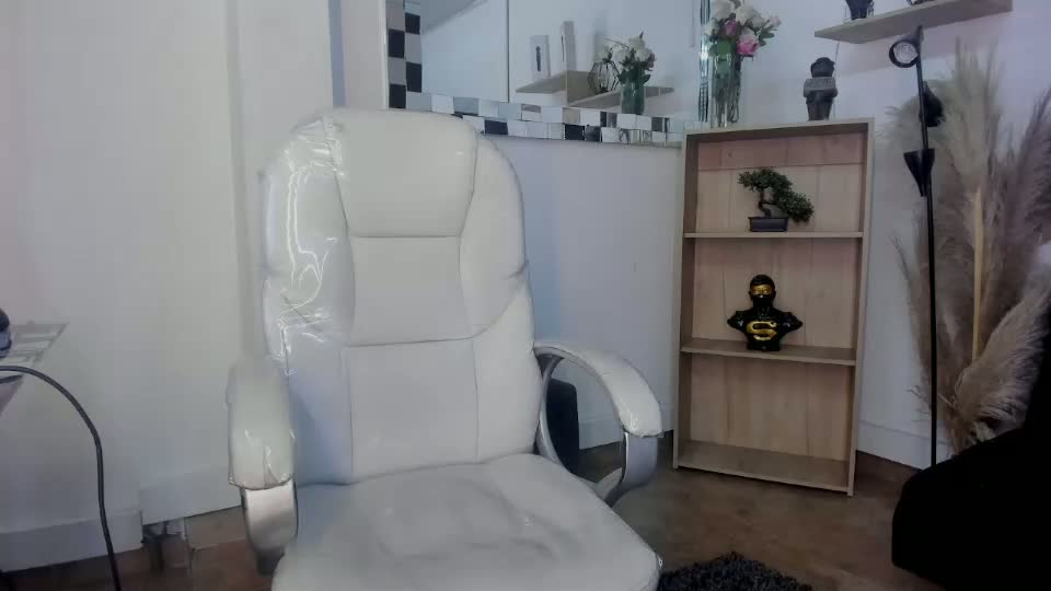 nunis_ddss Webcam Chat October 22, 2026