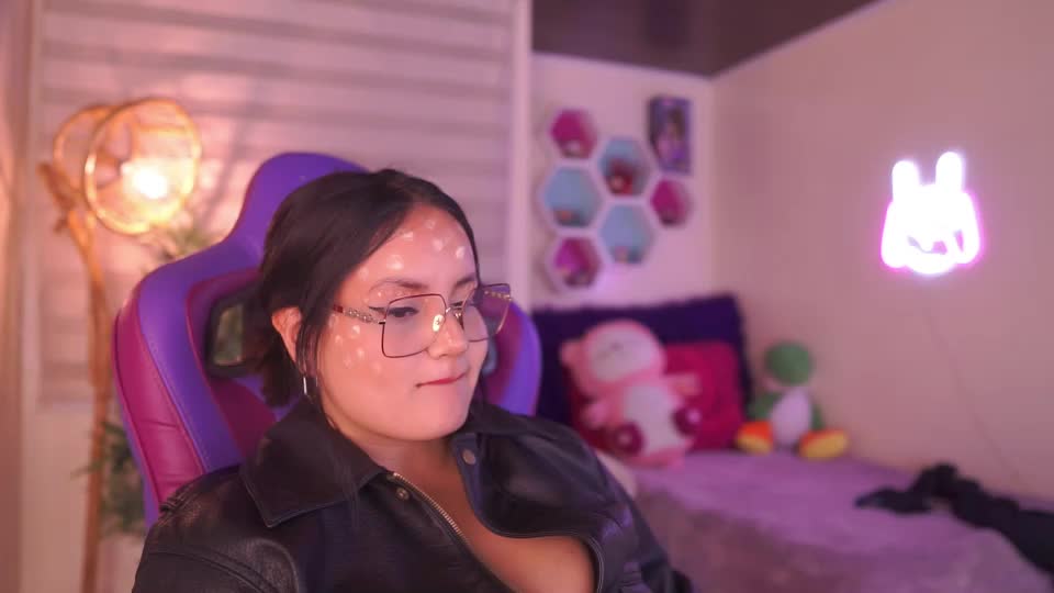 becky_hillton Webcam Chat October 22, 2026