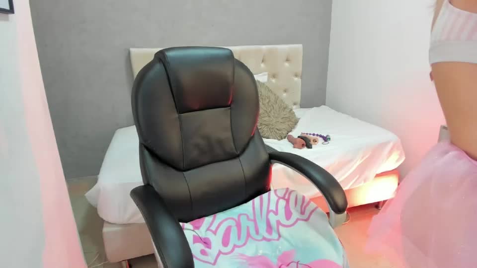 isabellaladera Webcam Chat October 22, 2026