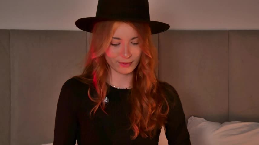 AlisaRussel Webcam Chat October 22, 2026