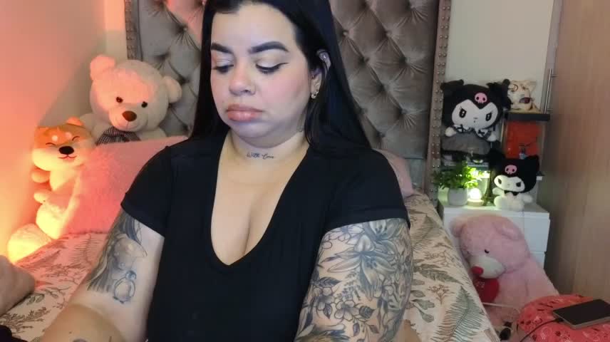 MiahJoness Webcam Chat October 22, 2026