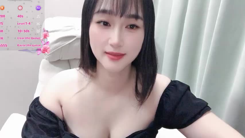 Qing-8825 Webcam Star October 22, 2026