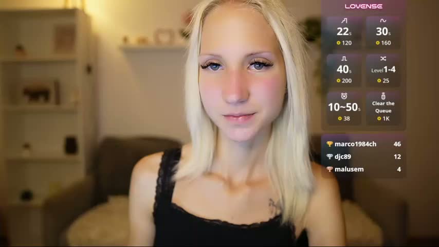 PiperPerri18 Webcam Chat October 22, 2026
