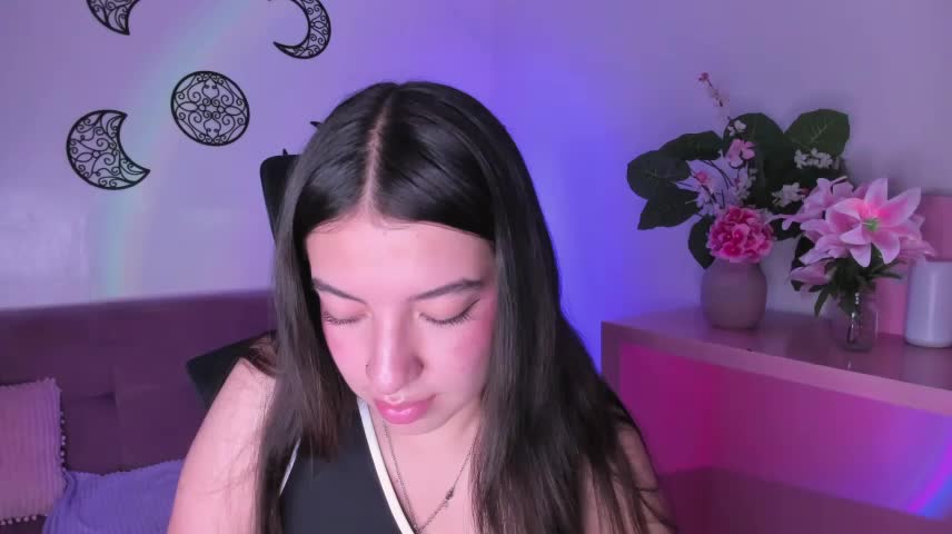Sara_Deen Webcam Chat October 22, 2026