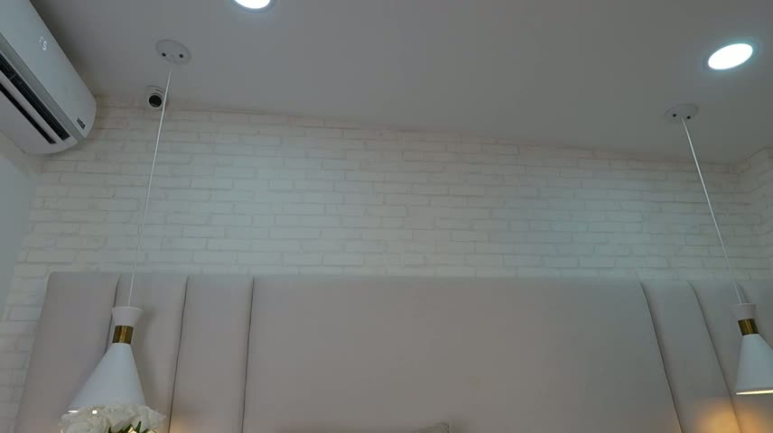 nina_gb Webcam Chat October 22, 2026
