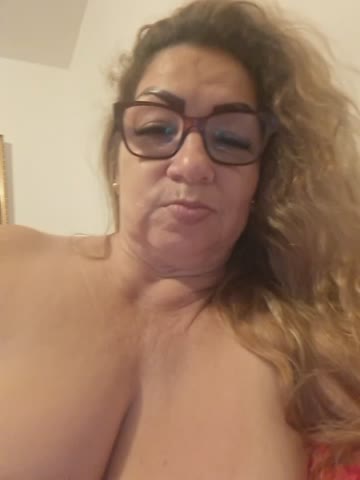 gisela27 Webcam Star October 22, 2026