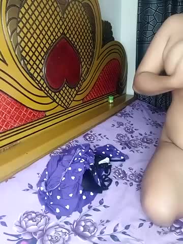 Queen--Baby Webcam Chat October 22, 2026