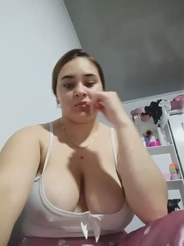 katty_42 Webcam Chat October 22, 2026
