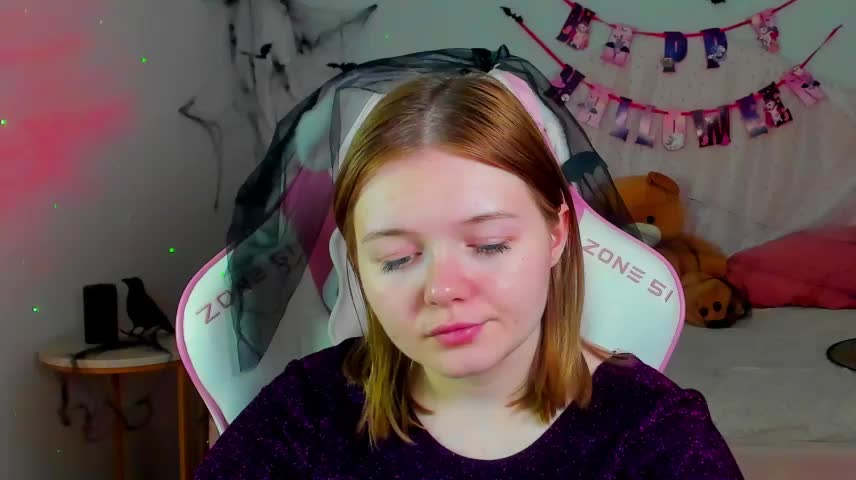 ElinaVale Webcam Chat October 22, 2026