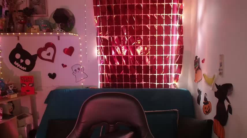Miacatsito3 Webcam Chat October 22, 2026