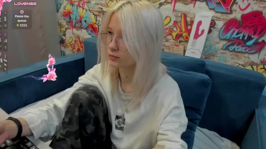 Nika-Smith Webcam Chat October 22, 2026