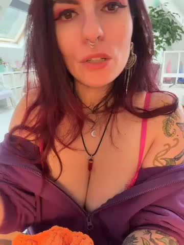 LunaMoongirl Webcam Chat October 22, 2026