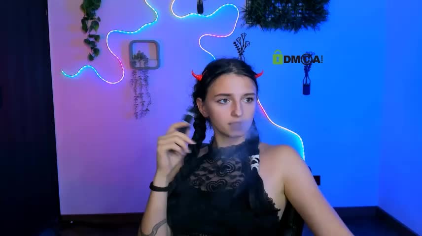 caroline_honeyy Webcam Chat October 22, 2026