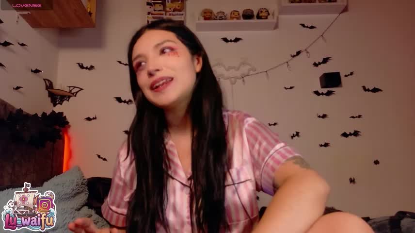 Isiswaifu Webcam Chat October 22, 2026