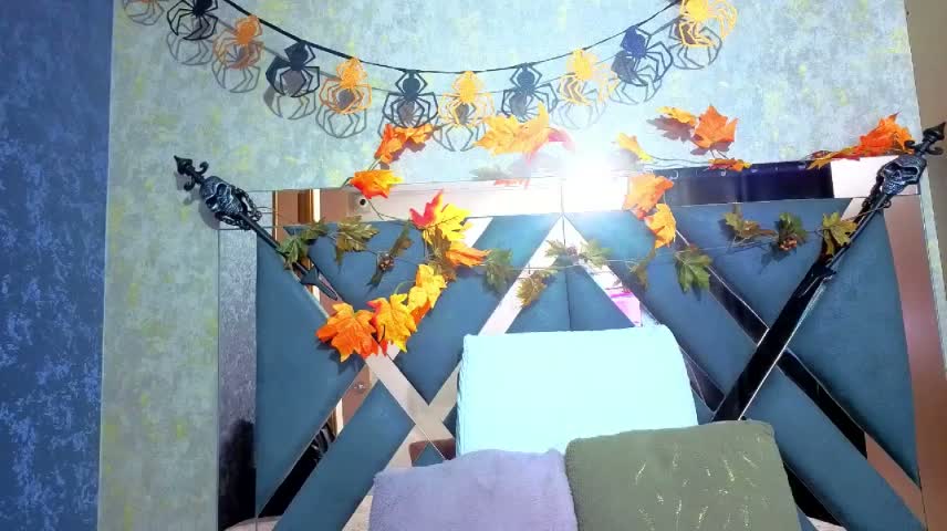 Malia_fox Webcam Chat October 23, 2026