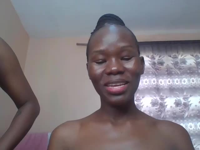 dollface_diva01 Webcam Chat October 23, 2026