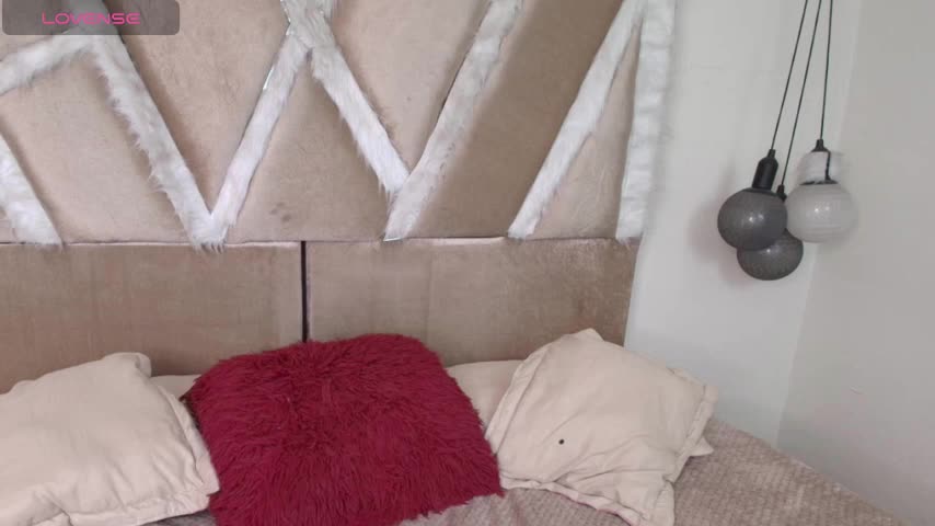 Murieel_69 Webcam Chat October 23, 2026
