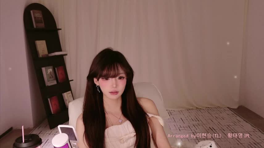 Akiko030 Webcam Chat October 23, 2026