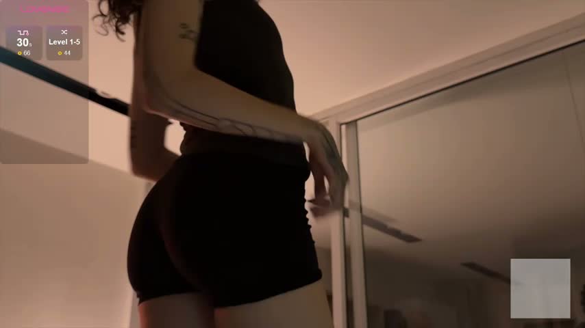 sadetuiningaa Webcam Chat October 23, 2026