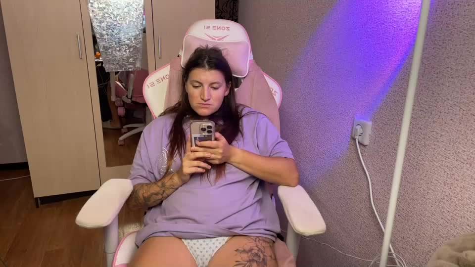 Katrin__kiss Webcam Chat October 23, 2026