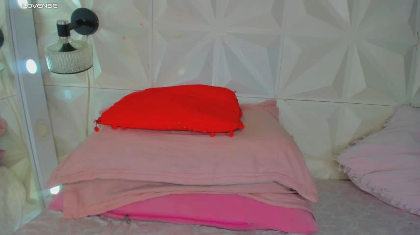 cute_latinaxxx Webcam Chat October 23, 2026