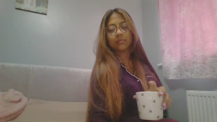 curvyphoenix_93 Webcam Chat October 23, 2026