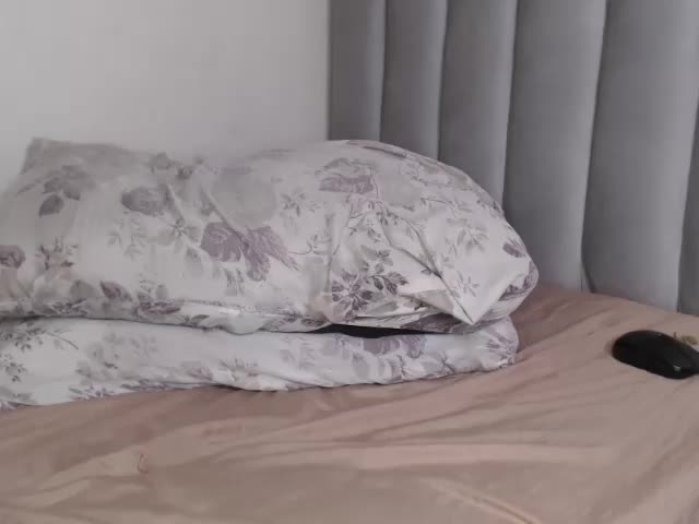 MeekyCurvyAss_ Webcam Chat October 23, 2026