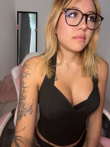 Doll_liaa Webcam Chat October 23, 2026