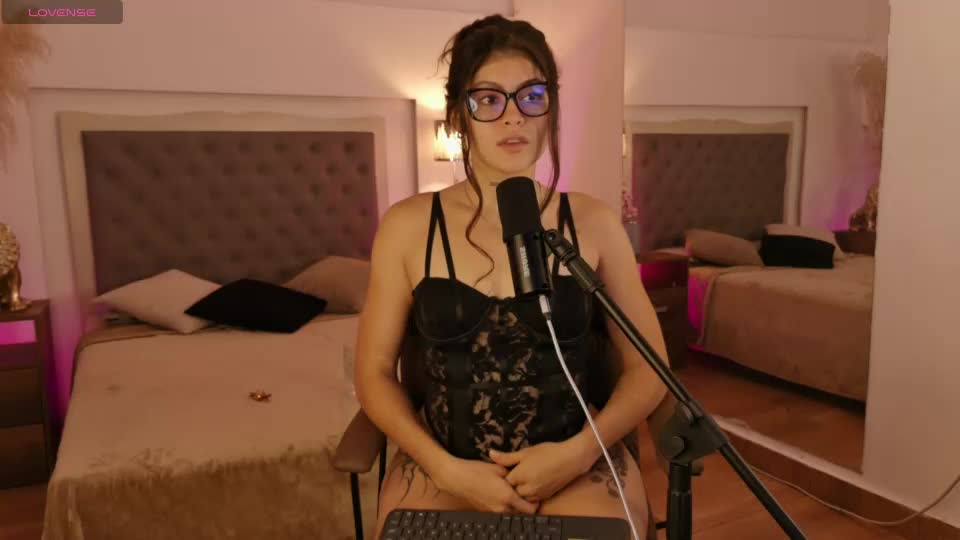 sinsirenna Webcam Chat October 23, 2026