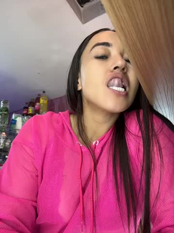 HollyAngel2 Webcam Chat October 23, 2026