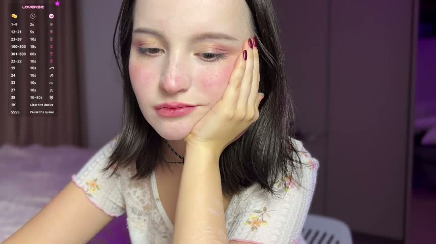 milly_pops Webcam Chat October 23, 2026