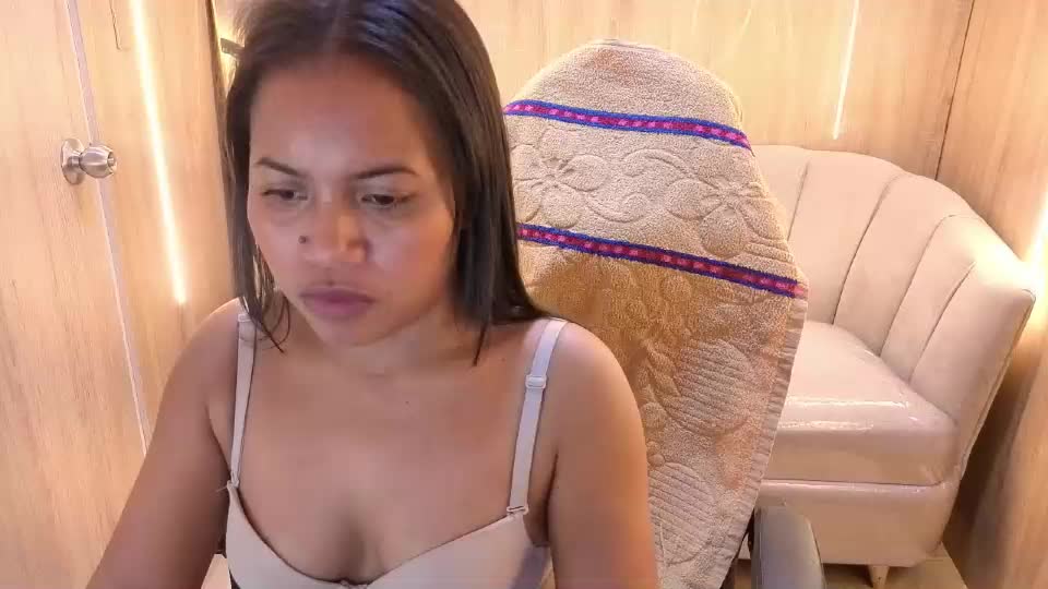 flor_cn Webcam Chat October 23, 2026
