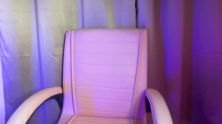 Its_cherry_magic Webcam Chat October 23, 2026