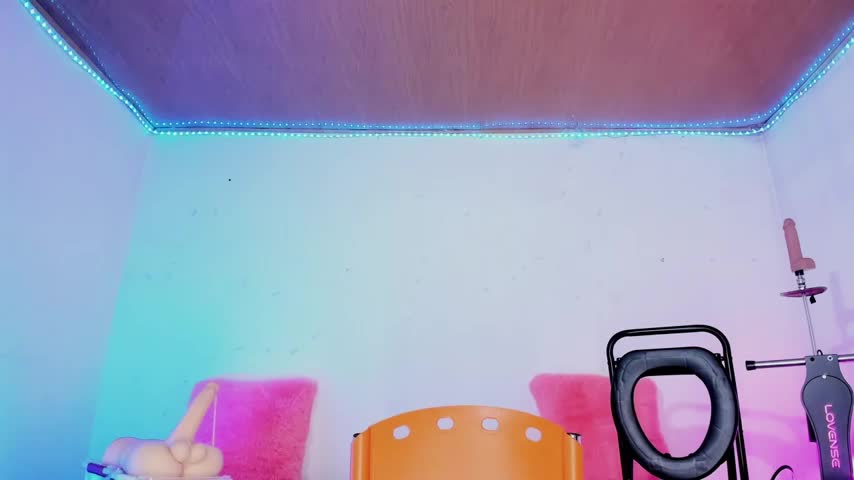 karol_stom Webcam Chat October 23, 2026